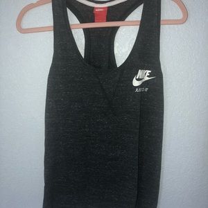 Nike workout tank top